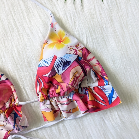 Pink Tropical print triangle ruffle trim bikini top - Picture 4 of 8